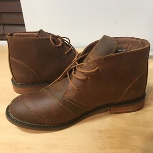 NWOT Men’s brown leather motorcycle boots